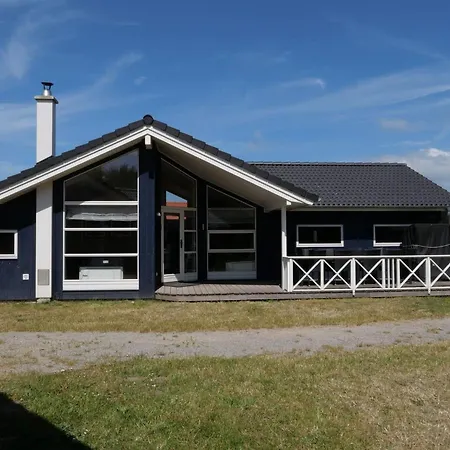 Casa de Férias With Private Sauna And Terrace